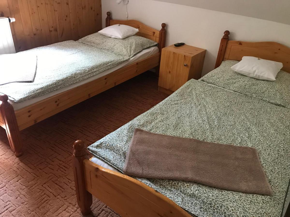 Ferienwohnung Napfeny Apartman Orosháza Exterior foto