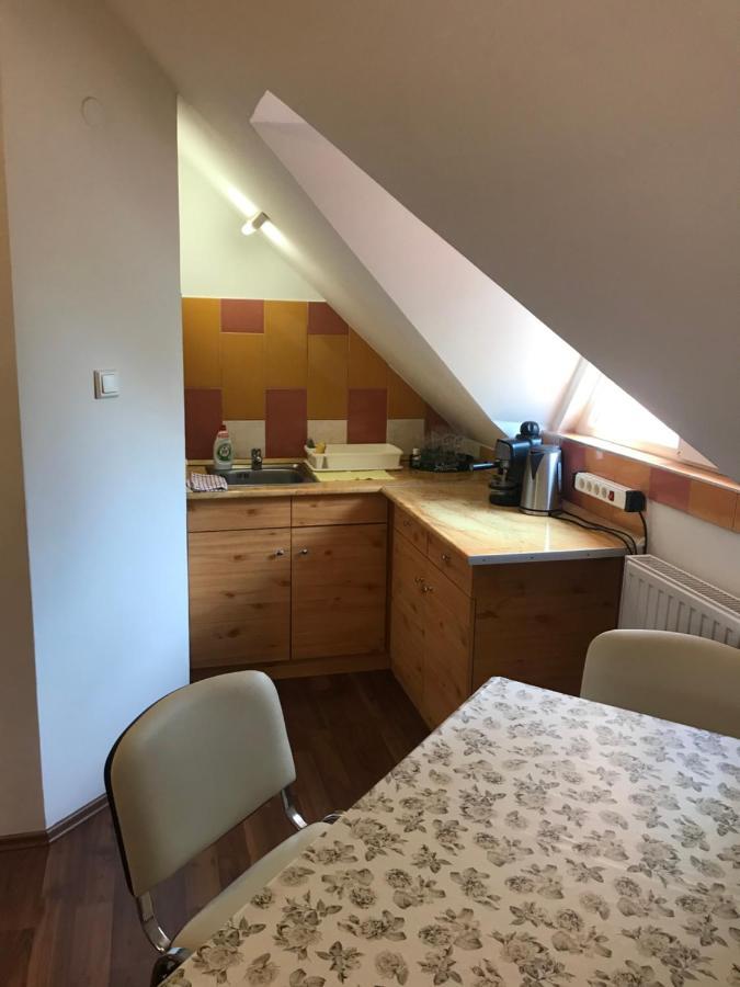 Ferienwohnung Napfeny Apartman Orosháza Exterior foto