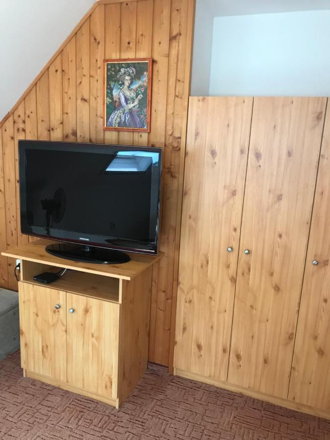 Ferienwohnung Napfeny Apartman Orosháza Exterior foto